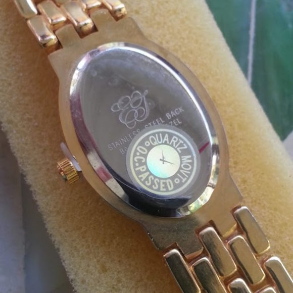 Elizabeth Taylor White Diamonds watch oval face gold tone crystal halo NWOT main image 4